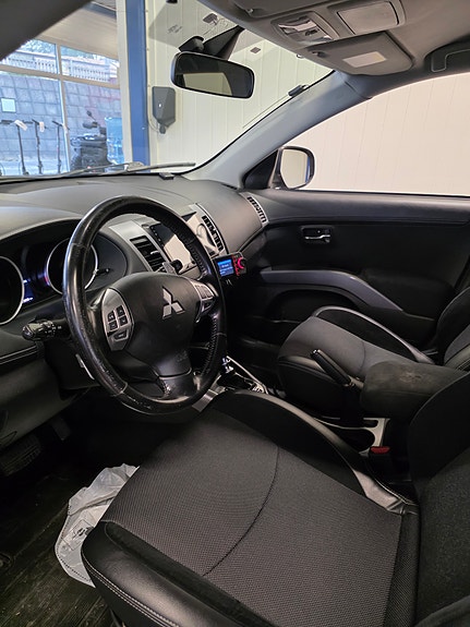 Mitsubishi Outlander 10 of 20