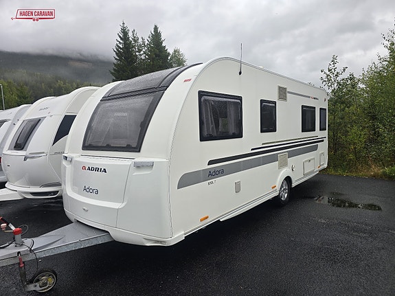 Adria Adora 572 UT - Skadevogn med mye utstyr 2 of 14