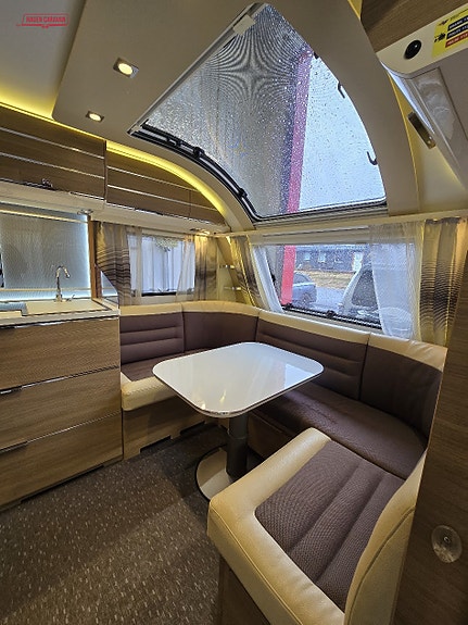Adria Adora 572 UT - Skadevogn med mye utstyr 6 of 14
