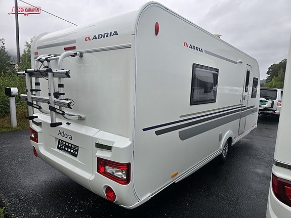 Adria Adora 572 UT - Skadevogn med mye utstyr 5 of 14