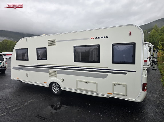 Adria Adora 572 UT - Skadevogn med mye utstyr 3 of 14