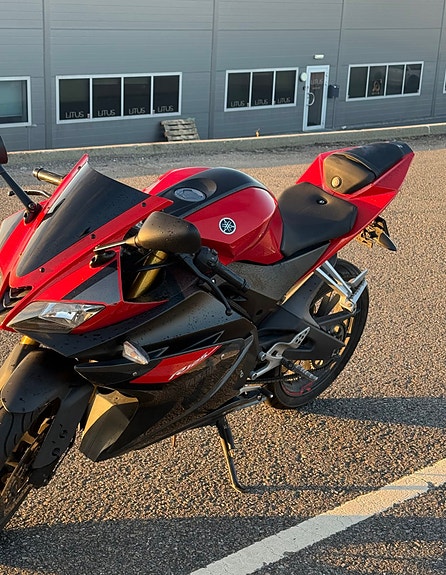Yamaha YZF-R 125 4 of 4