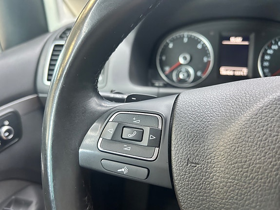 Volkswagen Touran 19 of 30