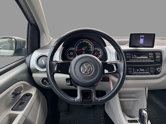 Volkswagen UP! 13 of 25