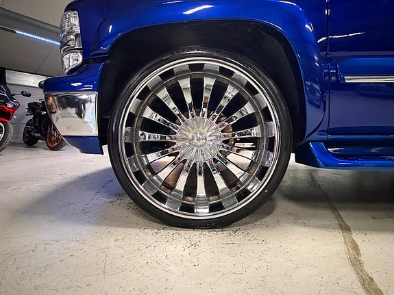 Chevrolet Tahoe 16 of 16