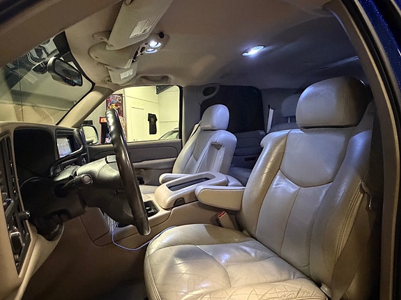 Chevrolet Tahoe 10 of 16