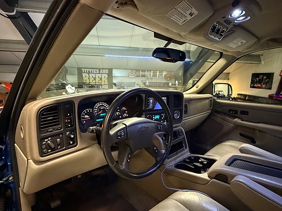 Chevrolet Tahoe 8 of 16