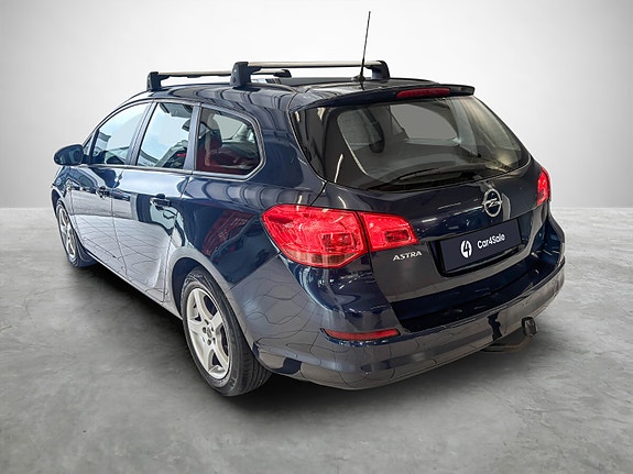 Opel Astra 3 of 24