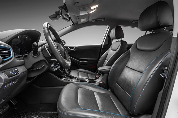 Hyundai IONIQ 11 of 28