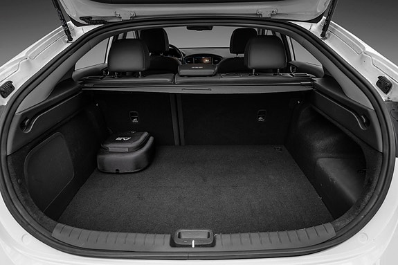 Hyundai IONIQ 26 of 28