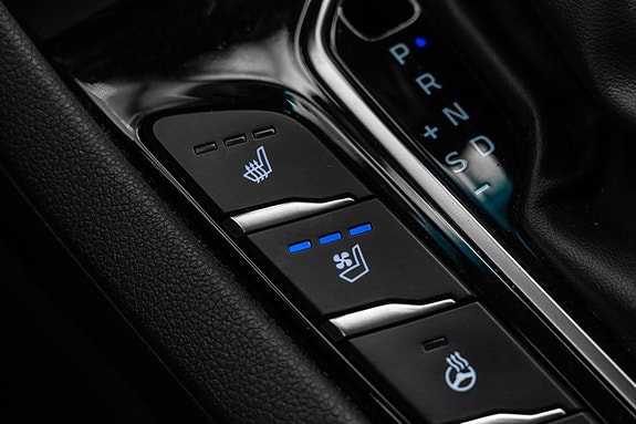 Hyundai IONIQ 14 of 28