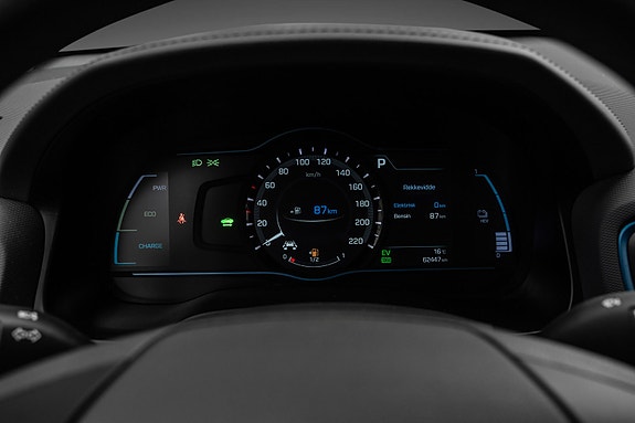 Hyundai IONIQ 22 of 28