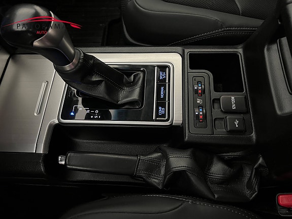 Toyota Land Cruiser 17 of 29