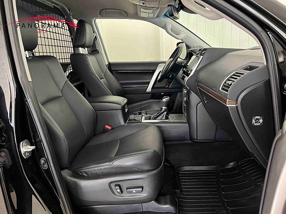 Toyota Land Cruiser 21 of 29