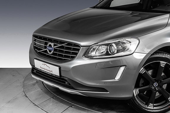 Volvo XC60 10 of 30
