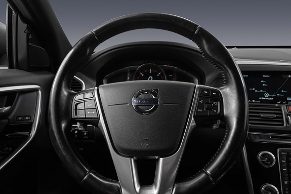 Volvo XC60 20 of 30
