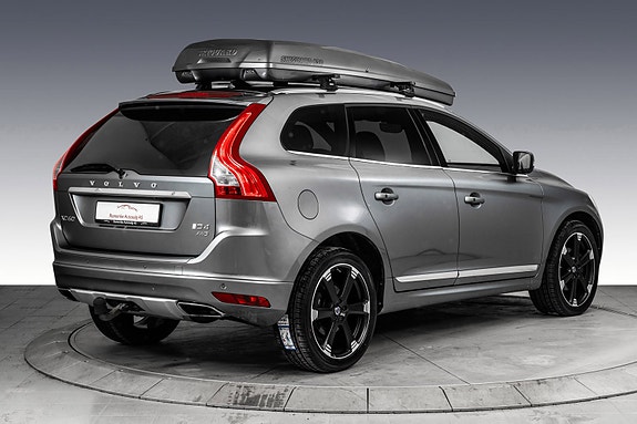 Volvo XC60 5 of 30