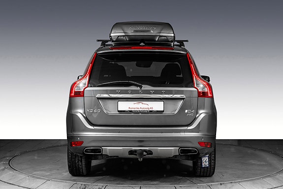 Volvo XC60 4 of 30