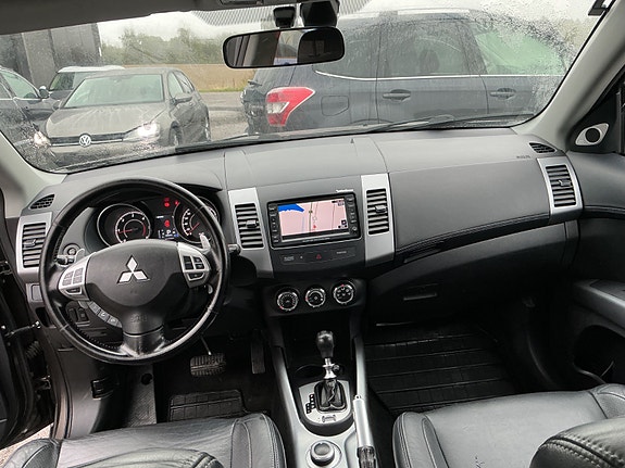 Mitsubishi Outlander 15 of 21