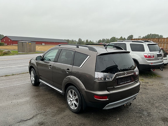 Mitsubishi Outlander 13 of 21