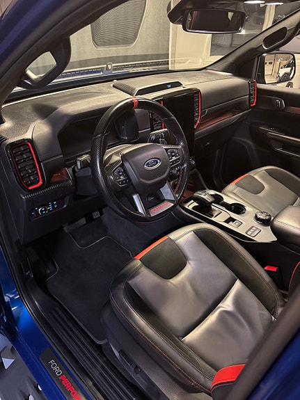 Ford Ranger Raptor 24 of 30