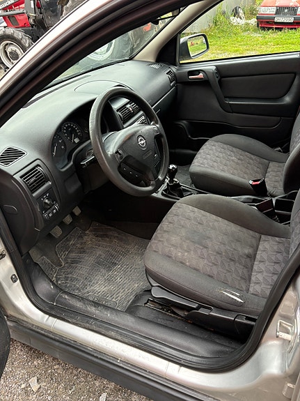 Opel Astra 6 of 10