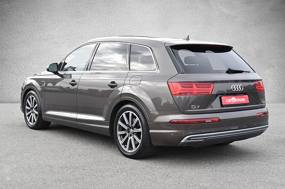 Audi Q7 7 of 30