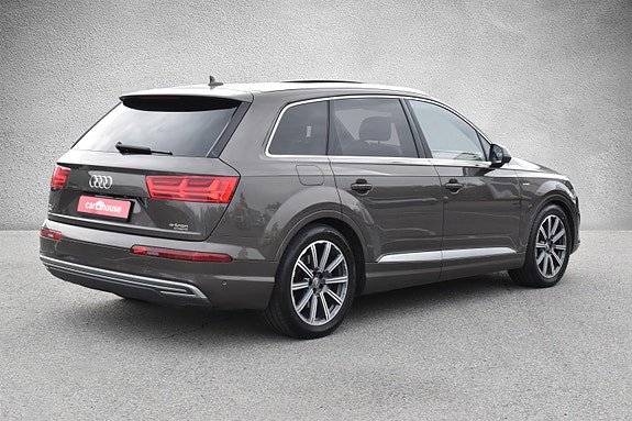 Audi Q7 6 of 30