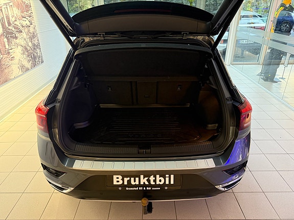 Volkswagen T-Roc 5 of 15