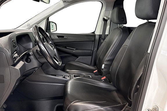 Volkswagen Caddy Maxi 8 of 30
