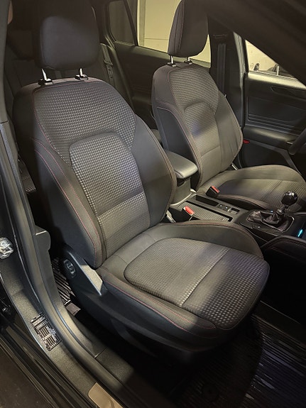 Ford Focus 16 of 30