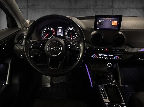 Audi Q2 10 of 17