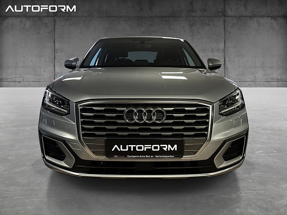 Audi Q2 3 of 17