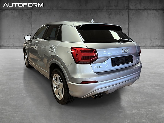 Audi Q2 6 of 17