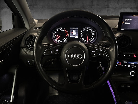 Audi Q2 9 of 17