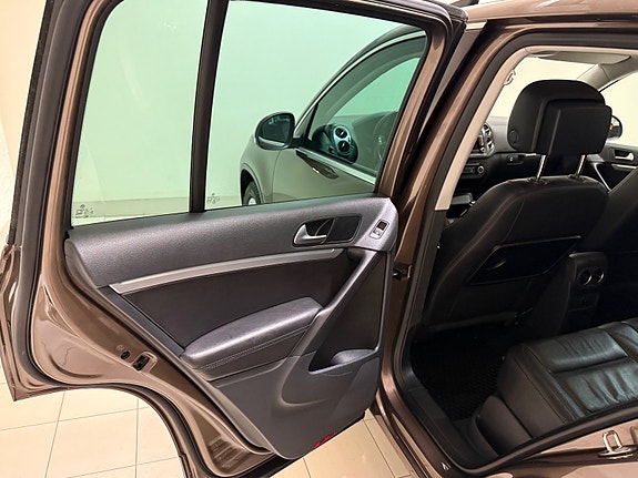Volkswagen Tiguan 25 of 30