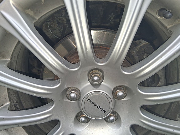 Subaru Legacy 16 of 30