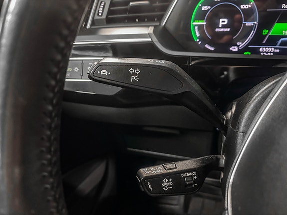 Audi e-tron 21 of 30