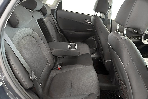 Hyundai Kona 27 of 29