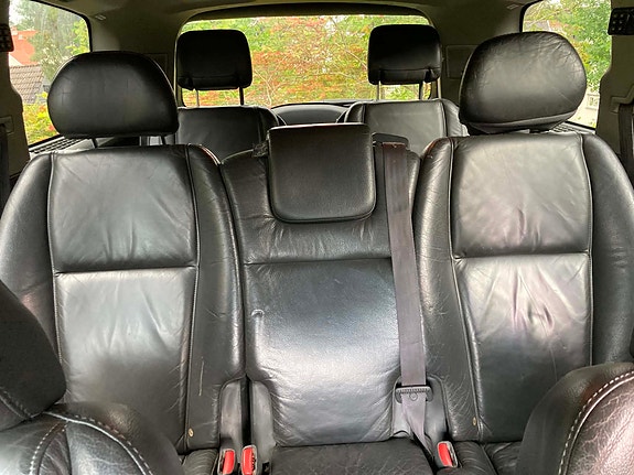 Volvo XC90 6 of 8