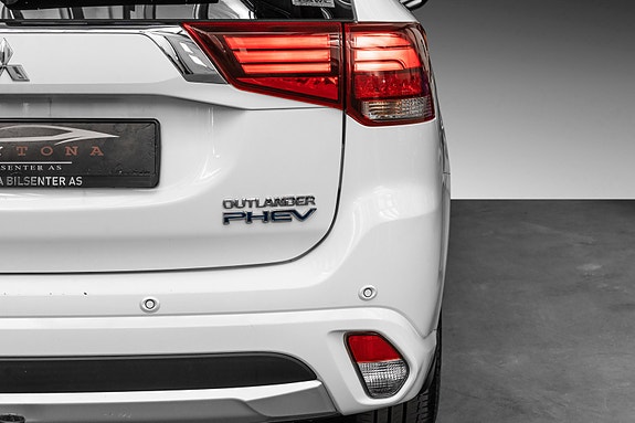 Mitsubishi Outlander 8 of 26
