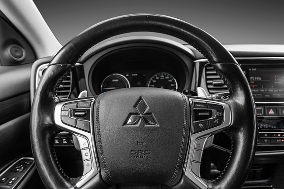 Mitsubishi Outlander 17 of 26