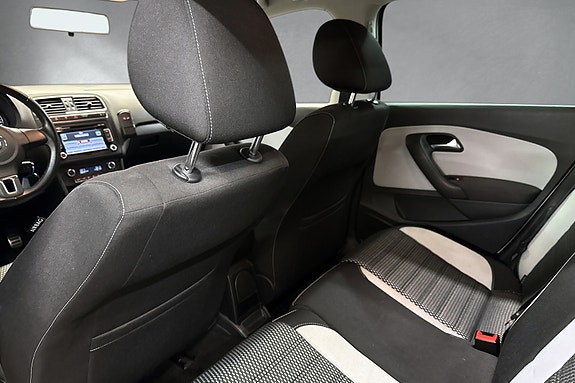 Volkswagen Polo Cross 22 of 25