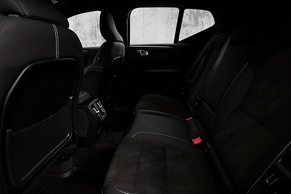 Volvo XC40 26 of 30