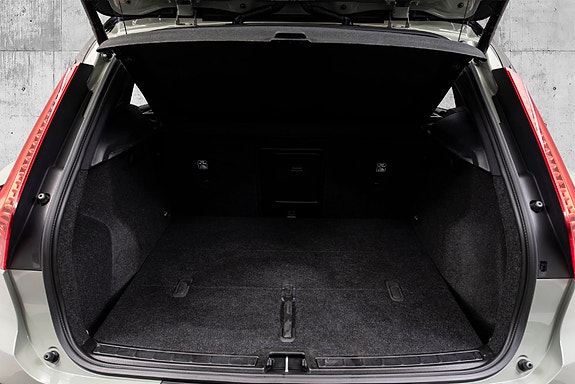 Volvo XC40 9 of 30