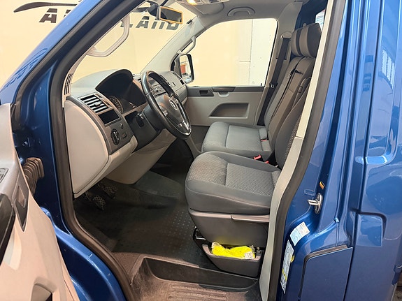 Volkswagen Transporter 7 of 14