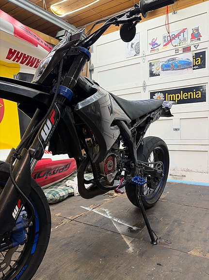 Yamaha Dt50 2 of 12