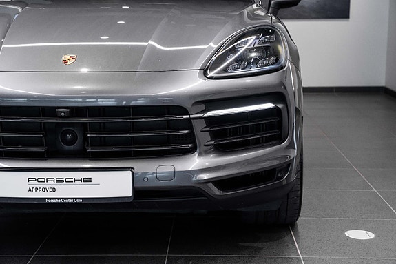 Porsche Cayenne 19 of 30