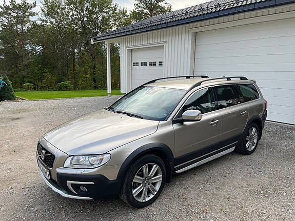 Volvo XC70 4 of 22