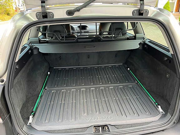 Volvo XC70 22 of 22